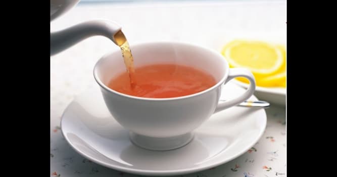 문화 상식 퀴즈: 홍차는 영어로 무엇이라고 할까요?