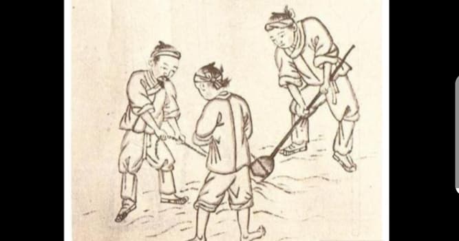문화 상식 퀴즈: 보통 3∼5인이 사용하는 흙을 뜨고 파는 데 쓰는 농기구는?