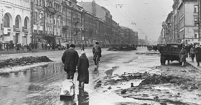 Geçmiş Trivia Sorusu: II. Dünya Savaşı sırasında Alman ordusu tarafından gerçekleştirilen Leningrad Kuşatması kaç gün sürmüştür?