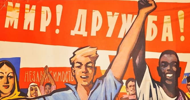 Maatschappij Trivia Vraag: Welk symbool wordt geassocieerd met het communisme?