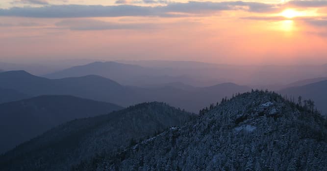 Natur Triviafråga: I vilket land ligger bergskedjan Great Smoky Mountains?