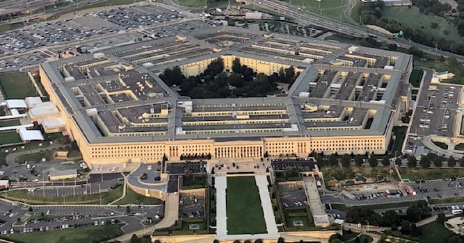 Geografia Pytanie-Ciekawostka: Gdzie znajduje się Pentagon?
