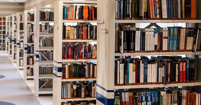 Toplum Trivia Sorusu: Basılı materyalleri üreten endüstrinin adı nedir?