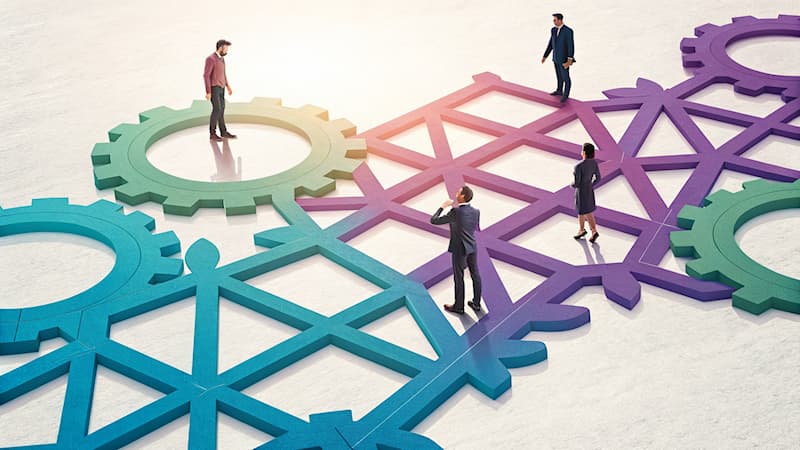 Société Question: Quel mot désigne un « groupe de personnes unies par un but commun » ?