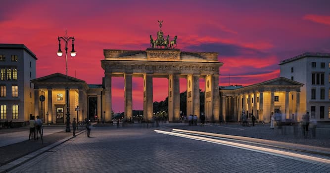 Culture Question: Quel monument est le symbole le plus célèbre de Berlin et un emblème national allemand ?